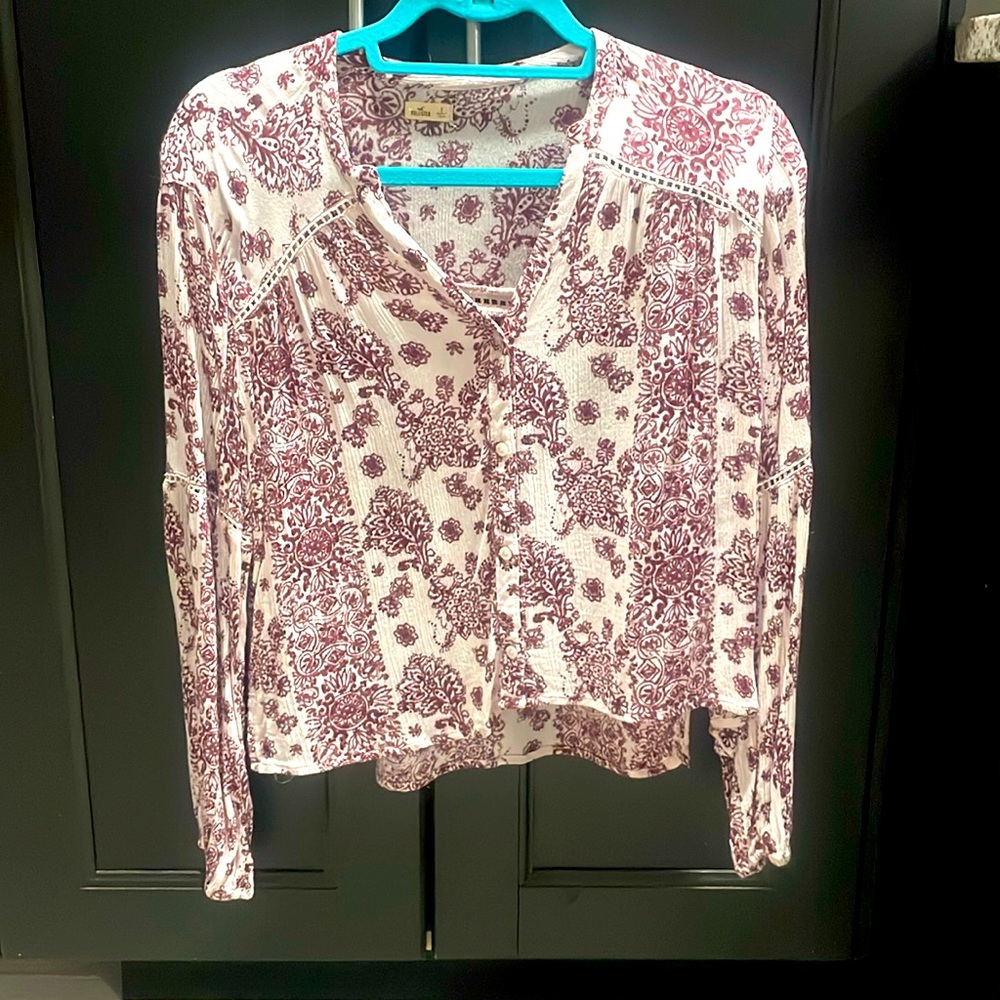 Small Hollister top